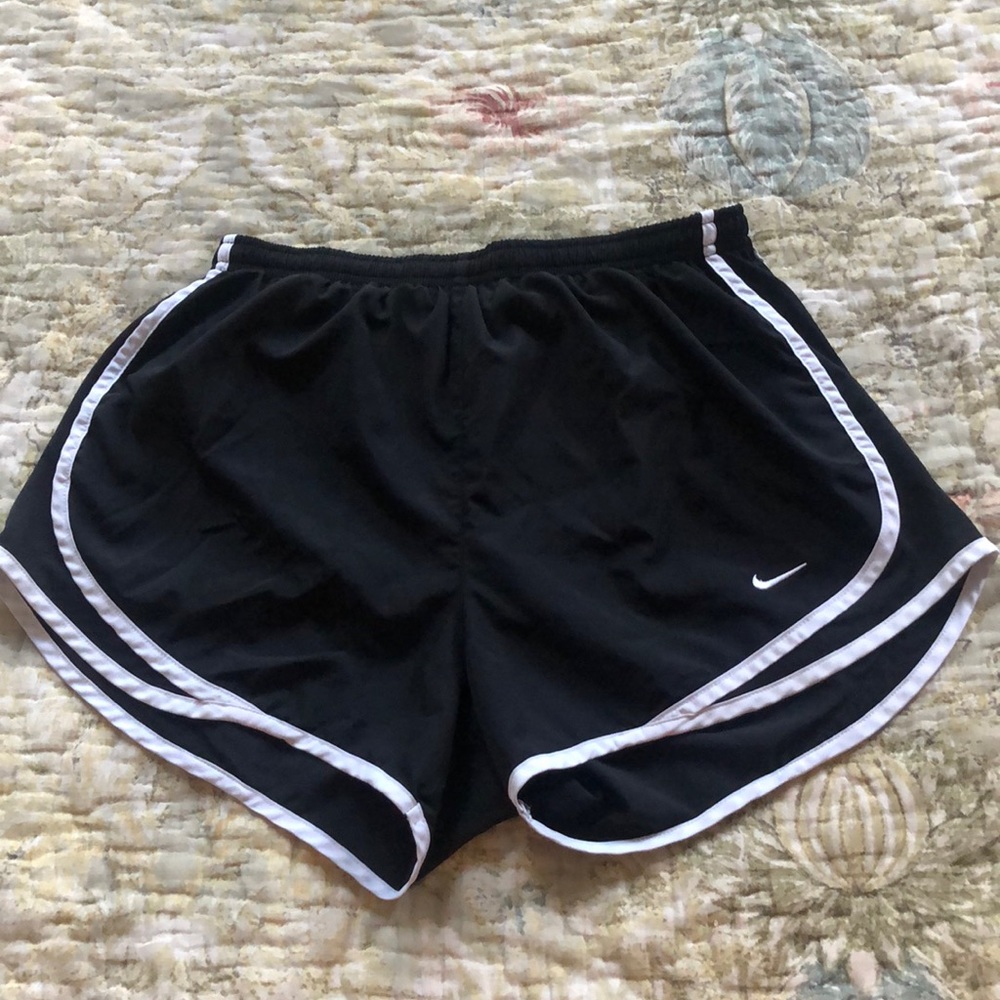 Nike Shorts Size Medium